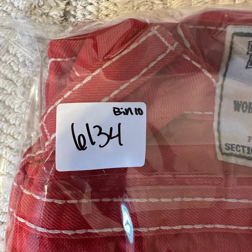 TRUE RELIGION Men's Straight Leg Jeans Size 33 In Red